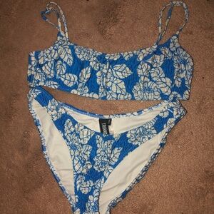 Triangl bikini with bag